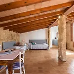 Garroverar Villa *